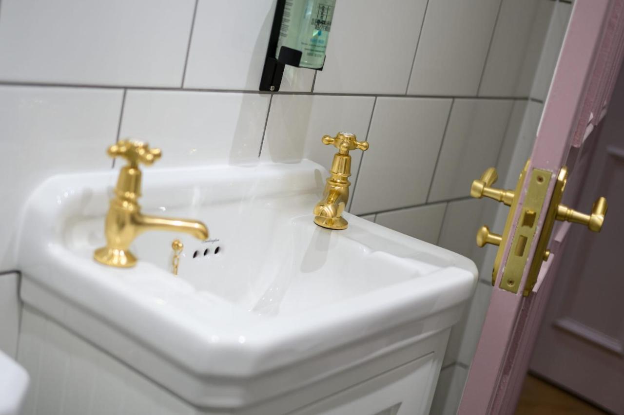 Super King Garden Suite With En-Suite Единбург Екстер'єр фото
